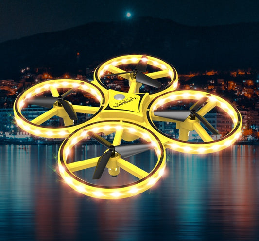 Drone à Commande Par Montre à Quatre Axes